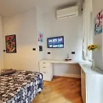 Ana's Place 3 * Турин