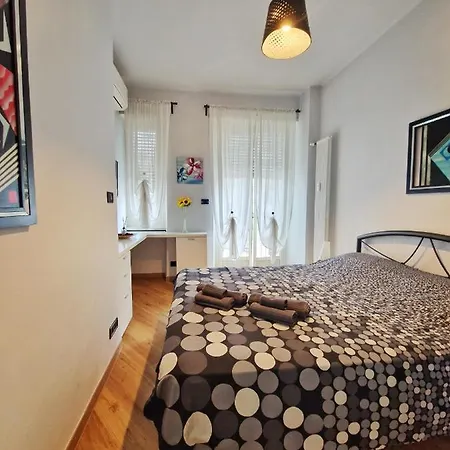 Ana's Place 3 * Τορίνο